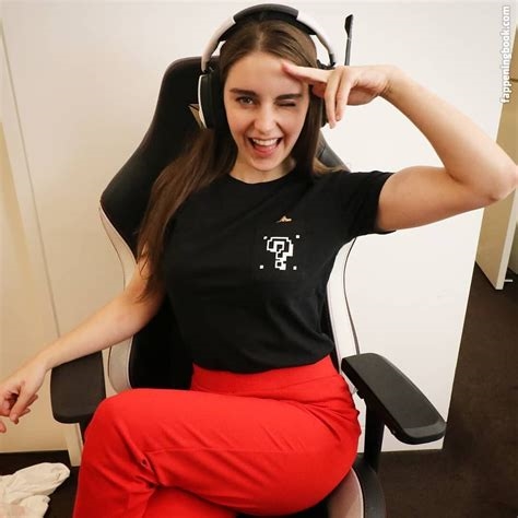 thicc loserfruit nude